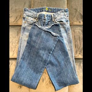 7 For All of Mankind size 26